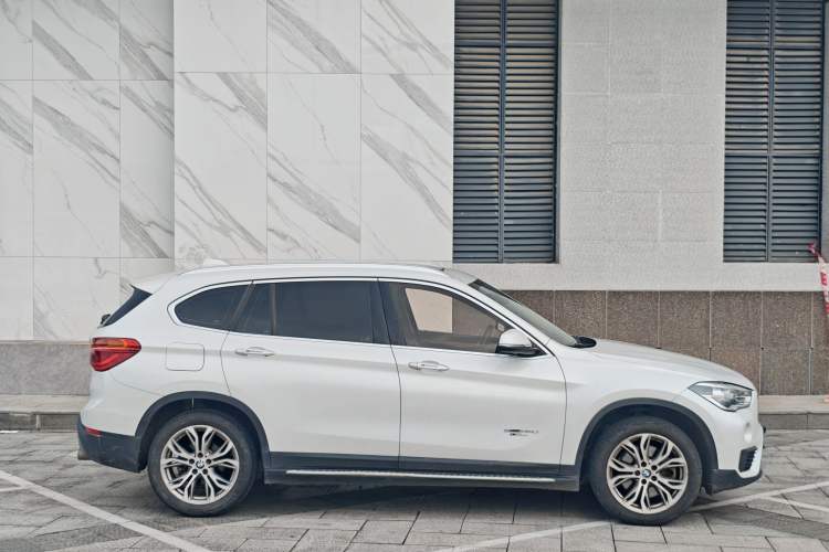 Used BMW X1 2018 sDrive20Li Leading Model Exterior 4