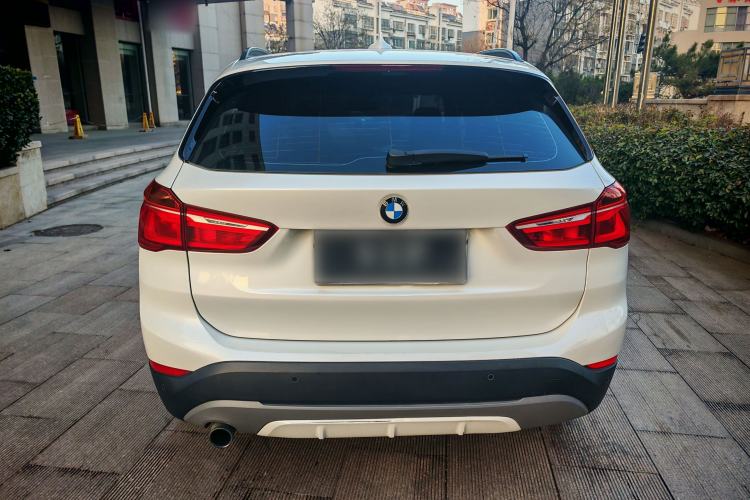 Used BMW X1 2018 sDrive18Li Luxury Model Exterior 4