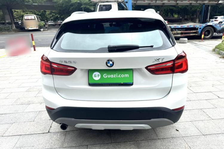 Used BMW X1 2018 sDrive18Li Luxury Model Exterior 4