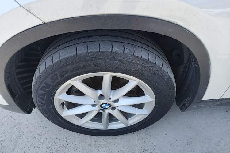 Used BMW X1 2018 sDrive18Li Fashion Model Exterior 4