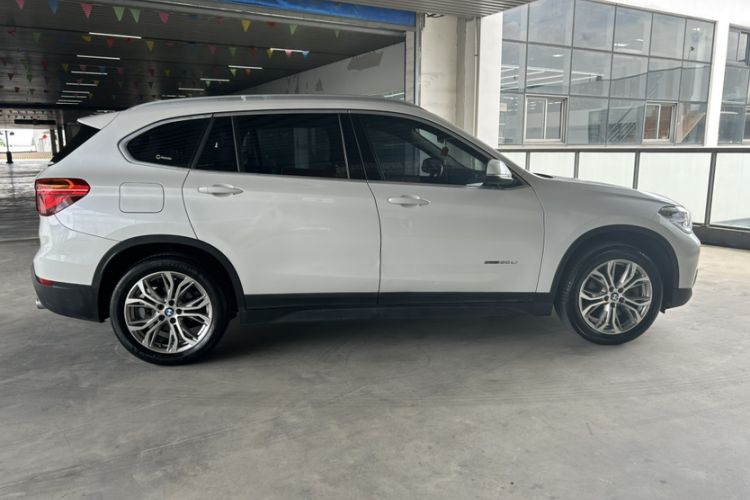 Used BMW X1 2018 sDrive20Li Leading Model Exterior 4