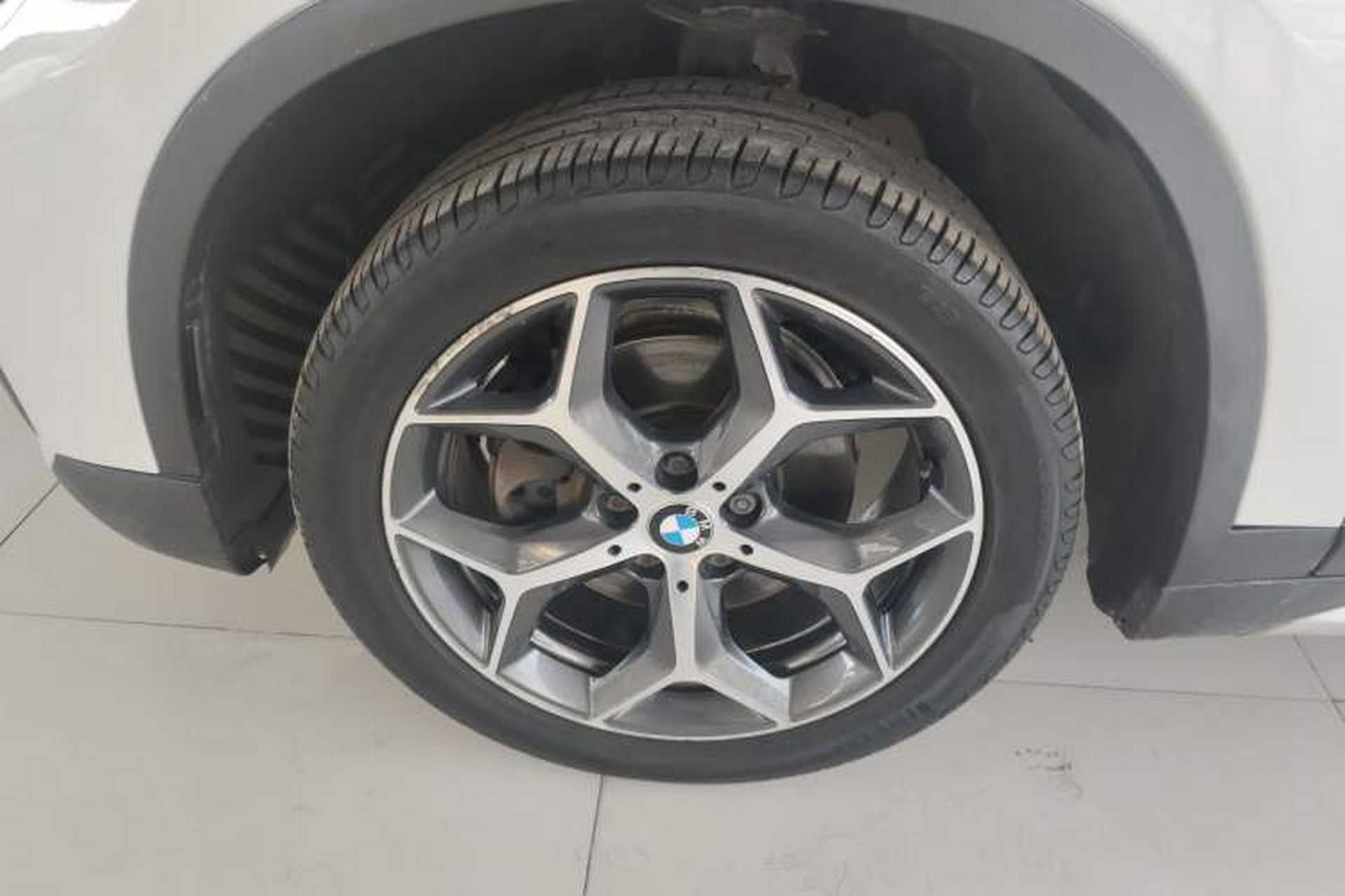 Used BMW X1 2018 sDrive18Li Luxury Model Exterior 4