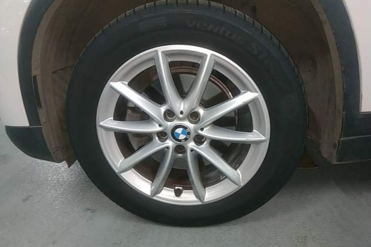 Used BMW X1 2018 sDrive18Li Fashion Model Exterior 4