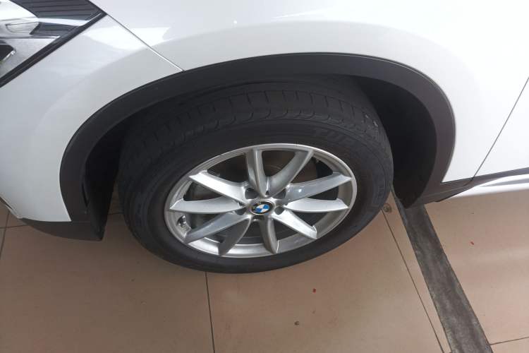 Used BMW X1 2018 sDrive18Li Fashion Model Exterior 4
