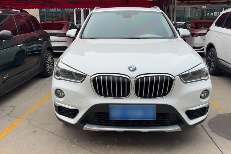 Used BMW X1 2018 xDrive20Li Luxury Edition Exterior 4