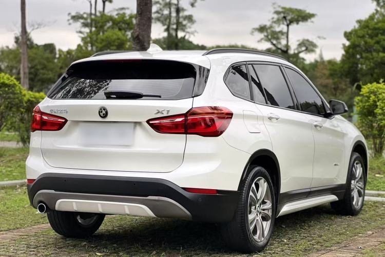 Used BMW X1 2018 sDrive18Li Luxury Model Exterior 4