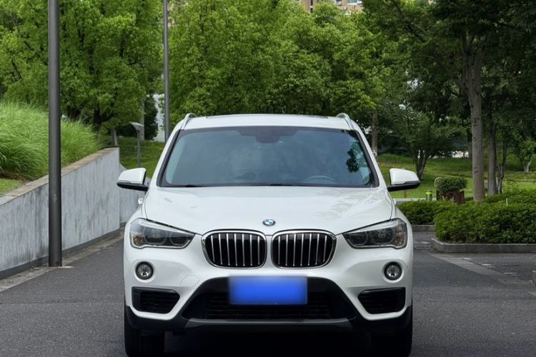 Used BMW X1 2018 sDrive20Li Leading Model Exterior 4