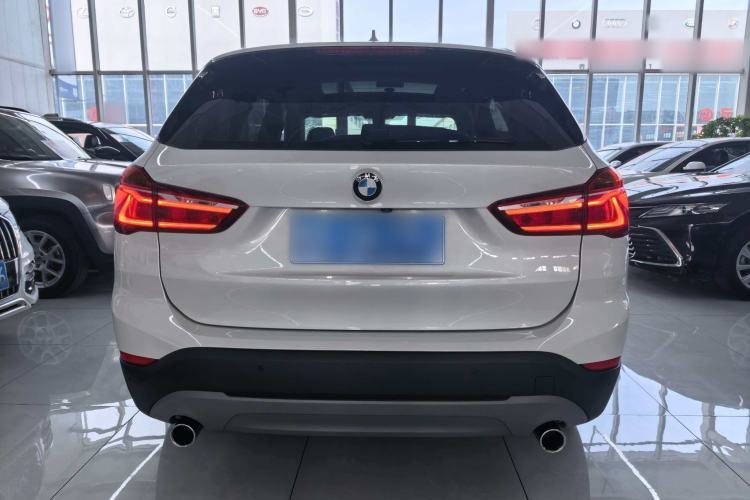 Used BMW X1 2018 sDrive20Li Leading Model Exterior 4