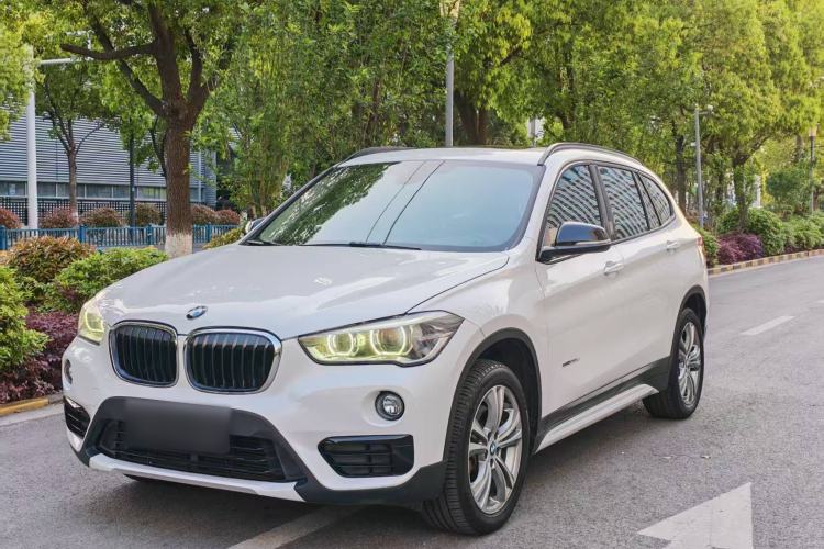 Used BMW X1 2018 xDrive20Li Luxury Edition Exterior 4
