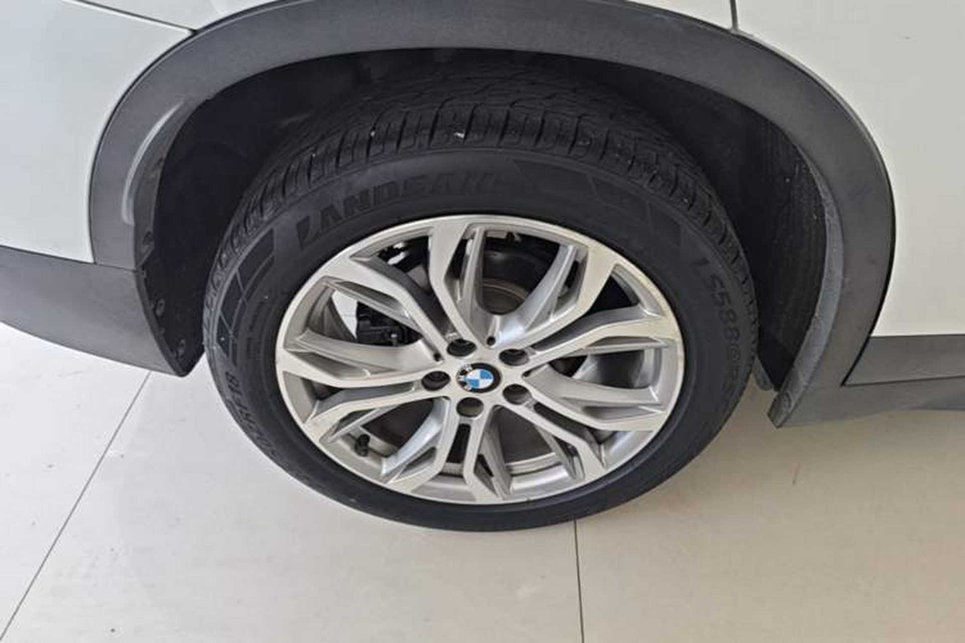 Used BMW X1 2018 sDrive20Li Leading Model Exterior 5
