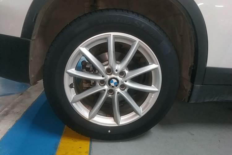 Used BMW X1 2018 sDrive18Li Fashion Model Exterior 5