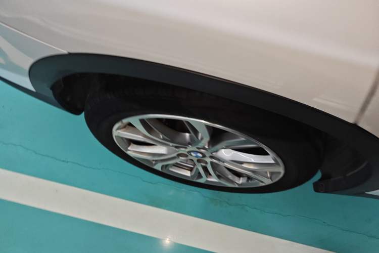 Used BMW X1 2018 sDrive20Li Leading Model Exterior 5