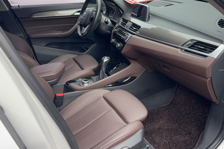 Used BMW X1 2018 xDrive20Li Luxury Edition Exterior 5