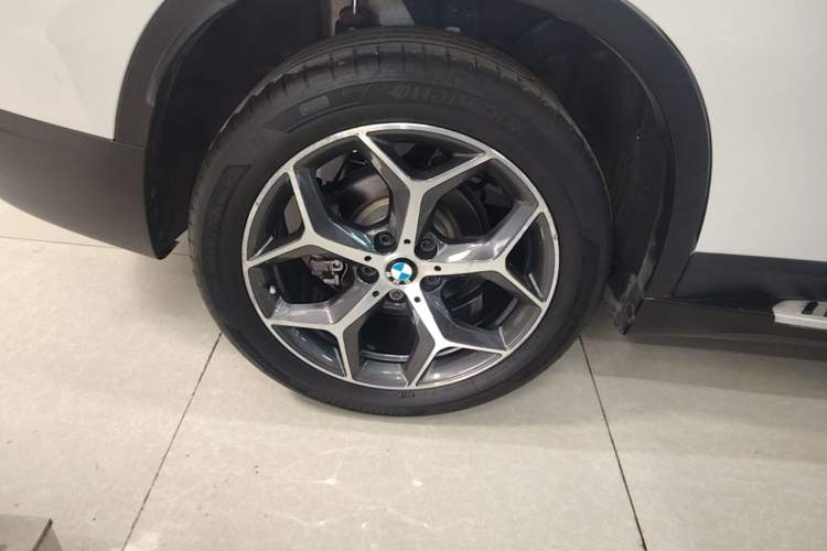 Used BMW X1 2018 sDrive18Li Luxury Model Exterior 5