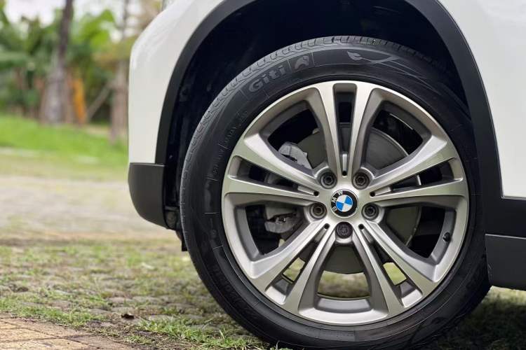 Used BMW X1 2018 sDrive18Li Luxury Model Exterior 8