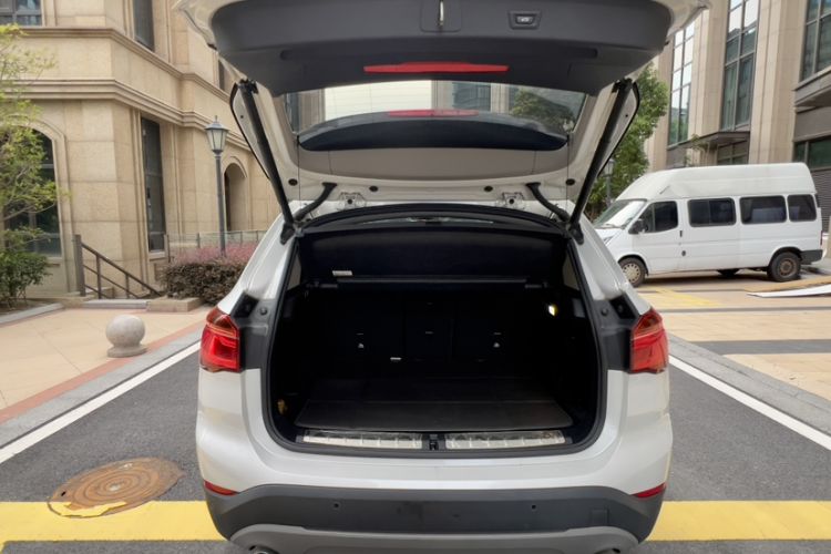 Used BMW X1 2018 sDrive20Li Leading Model Exterior 8