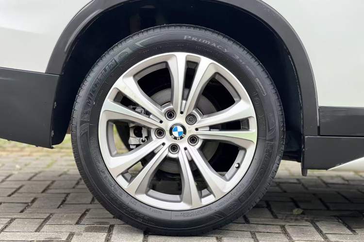 Used BMW X1 2018 sDrive18Li Luxury Model Exterior 9