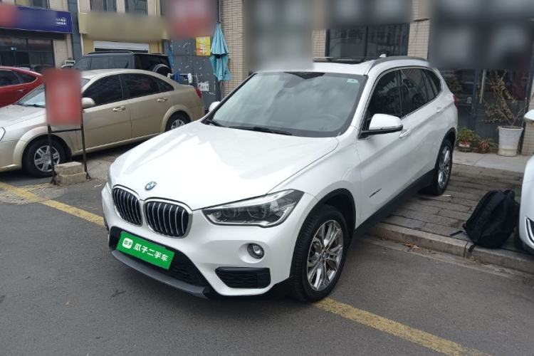 Used BMW X1 2018 sDrive20Li Leading Model Guazi used car, China used car export, Used car for sale, Used BMW cars, Cheapest cars for sale
