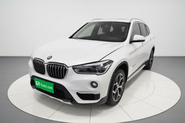 Used BMW X1 2018 sDrive18Li Luxury Model Guazi used car, China used car export, Used car for sale, Used cars, Cheapest cars for sale