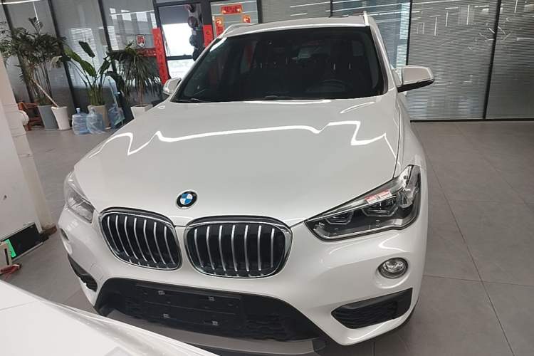 Used BMW X1 2018 sDrive20Li Leading Model Front