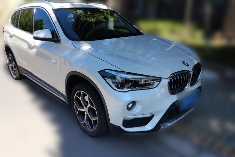 Used BMW X1 2018 xDrive20Li Luxury Edition Front Right 45 Deg