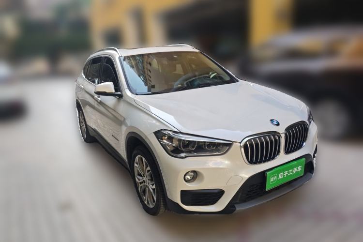 Used BMW X1 2018 sDrive20Li Leading Model Front Right 45 Deg
