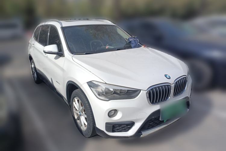 Used BMW X1 2018 sDrive18Li Fashion Model Front Right 45 Deg