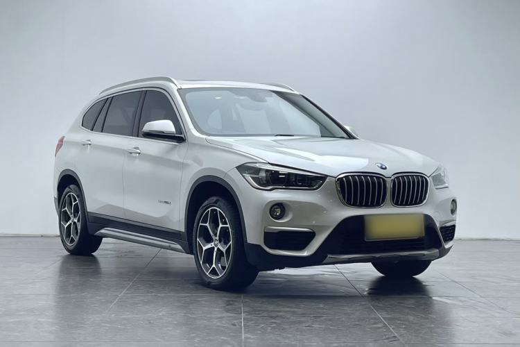 Used BMW X1 2018 xDrive20Li Luxury Edition Front Right 45 Deg