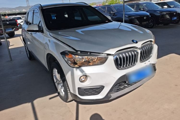 Used BMW X1 2018 sDrive18Li Fashion Model Front Right 45 Deg