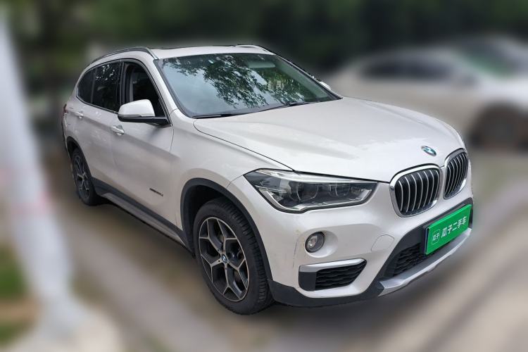 Used BMW X1 2018 xDrive20Li Luxury Edition Front Right 45 Deg