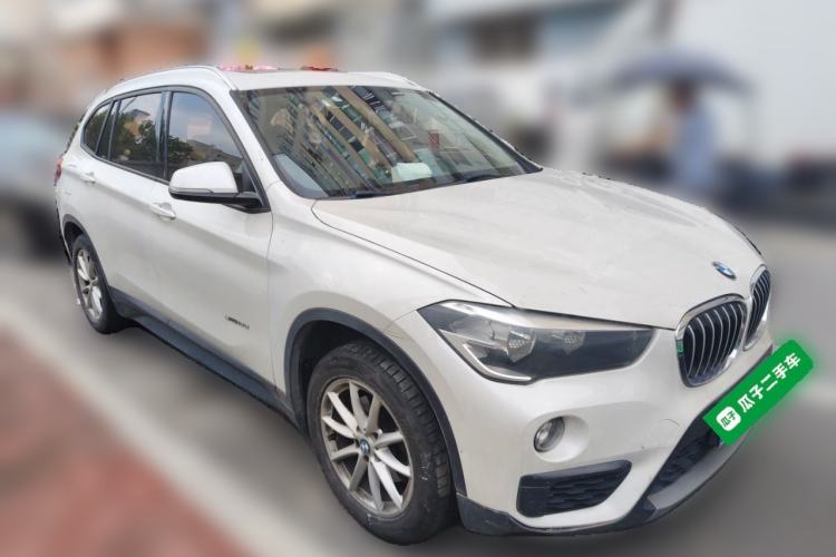 Used BMW X1 2018 sDrive18Li Fashion Model Front Right 45 Deg
