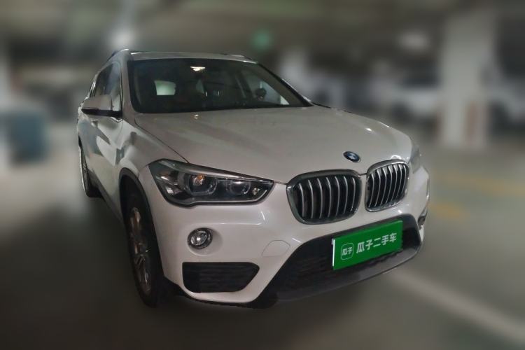 Used BMW X1 2018 sDrive20Li Leading Model Front Right 45 Deg