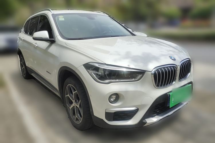 Used BMW X1 2018 sDrive18Li Luxury Model Front Right 45 Deg