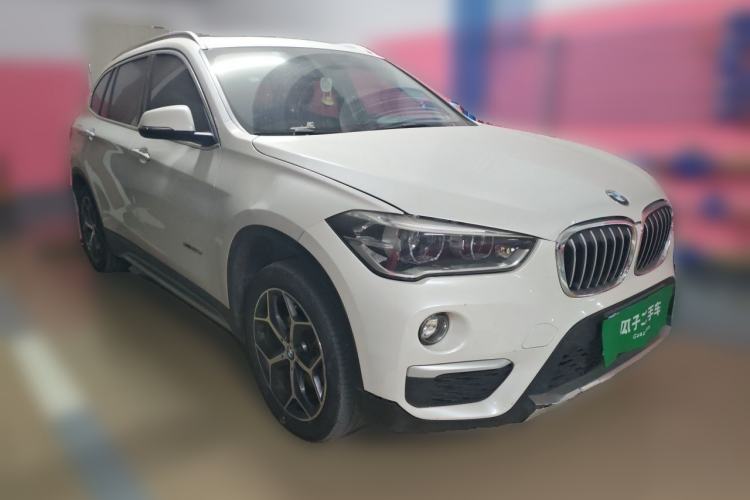 Used BMW X1 2018 xDrive20Li Luxury Edition Front Right 45 Deg