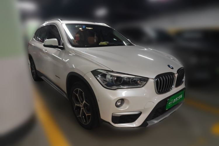 Used BMW X1 2018 xDrive20Li Luxury Model Front Right 45 Deg
