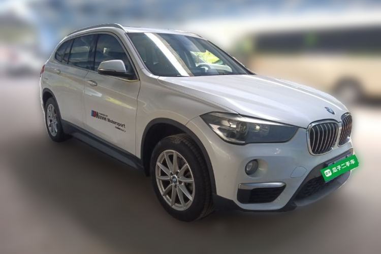 Used BMW X1 2018 sDrive18Li Fashion Model Front Right 45 Deg