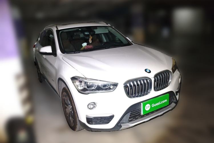 Used BMW X1 2018 xDrive20Li Luxury Model Front Right 45 Deg