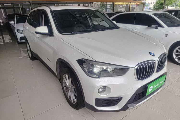 Used BMW X1 2018 sDrive18Li Fashion Model Front Right 45 Deg