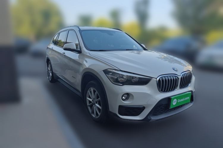 Used BMW X1 2018 sDrive18Li Fashion Model Front Right 45 Deg