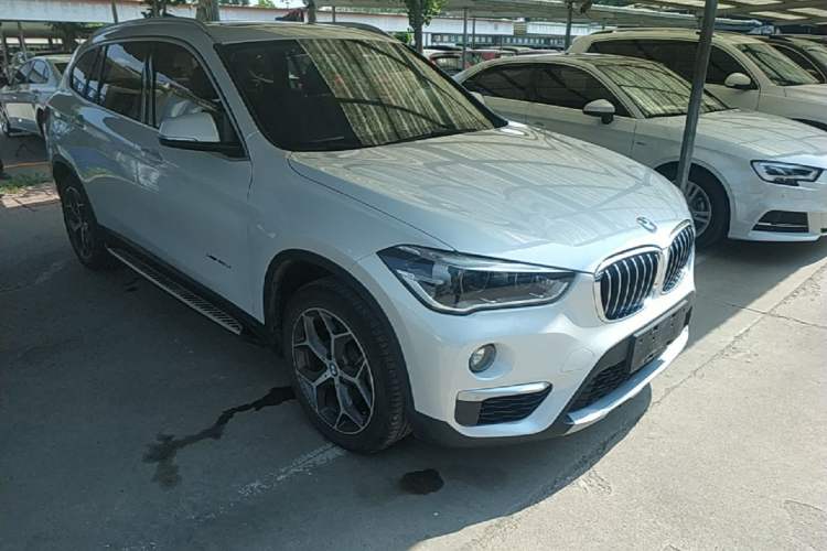 Used BMW X1 2018 xDrive20Li Luxury Edition Front Right 45 Deg