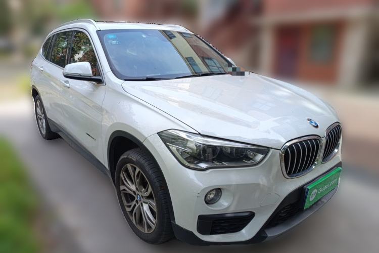Used BMW X1 2018 sDrive20Li Leading Model Front Right 45 Deg