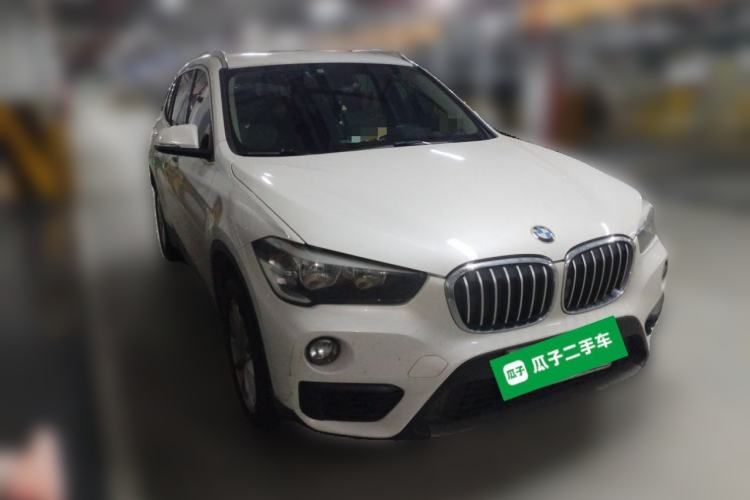 Used BMW X1 2018 sDrive18Li Fashion Model Front Right 45 Deg