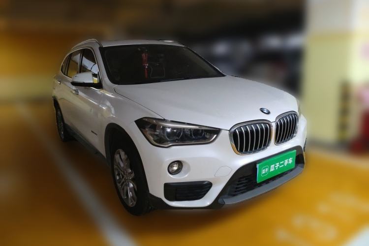 Used BMW X1 2018 sDrive20Li Leading Model Front Right 45 Deg