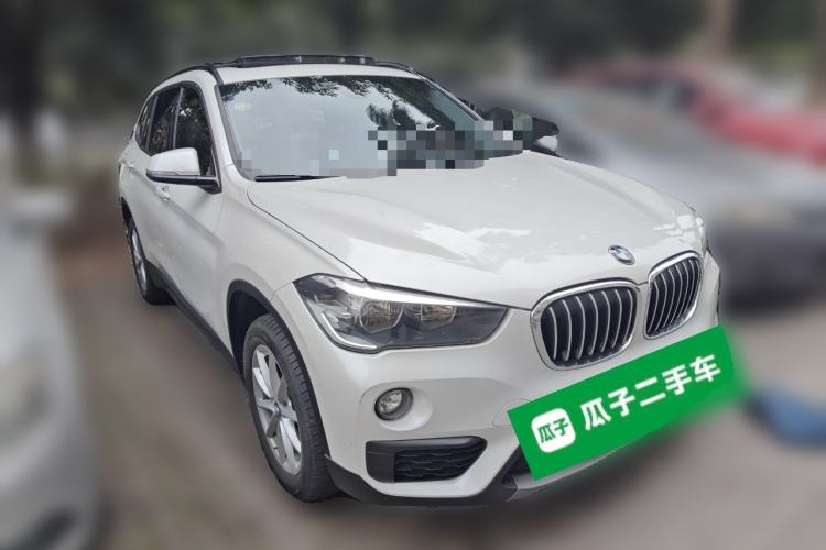 Used BMW X1 2018 sDrive18Li Fashion Model Front Right 45 Deg