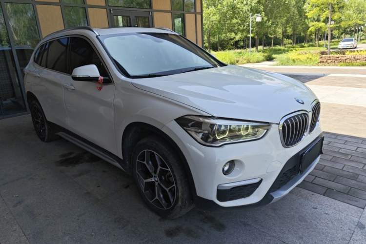 Used BMW X1 2018 xDrive20Li Luxury Edition Front Right 45 Deg