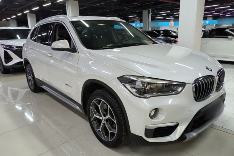 Used BMW X1 2018 xDrive20Li Luxury Edition Front Right 45 Deg