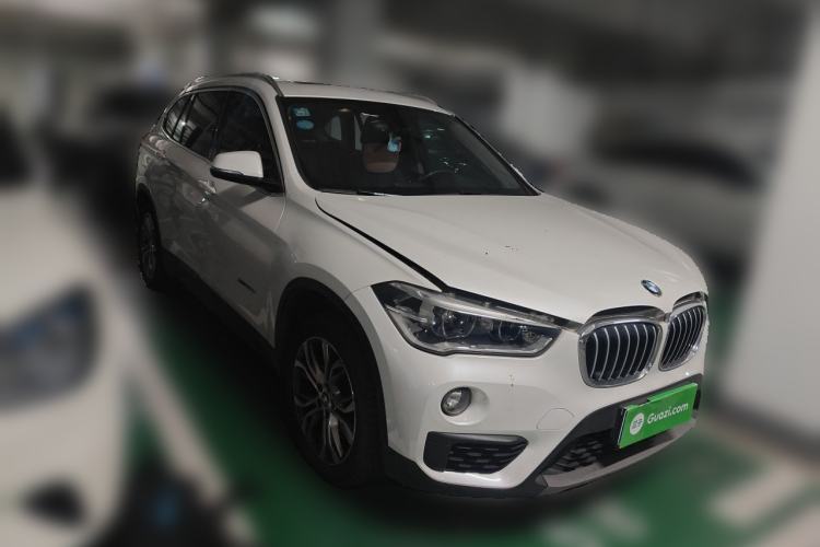 Used BMW X1 2018 sDrive20Li Leading Model Front Right 45 Deg