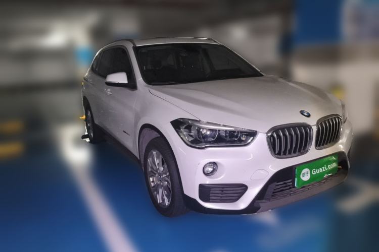 Used BMW X1 2018 sDrive20Li Leading Model Front Right 45 Deg