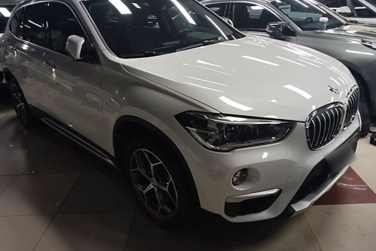 Used BMW X1 2018 xDrive20Li Luxury Edition Front Right 45 Deg