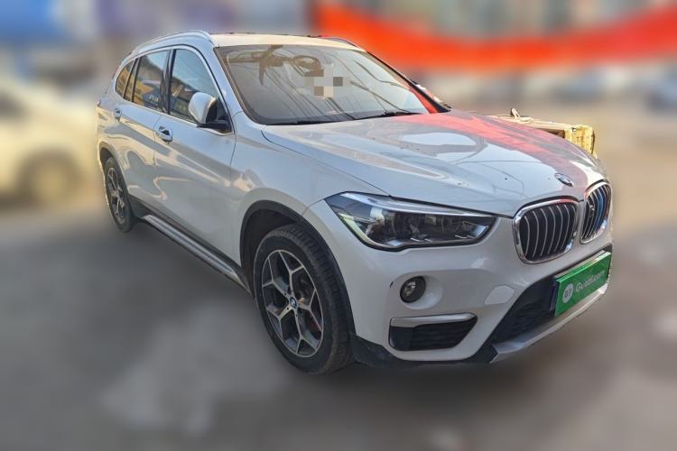 Used BMW X1 2018 xDrive20Li Luxury Edition Front Right 45 Deg